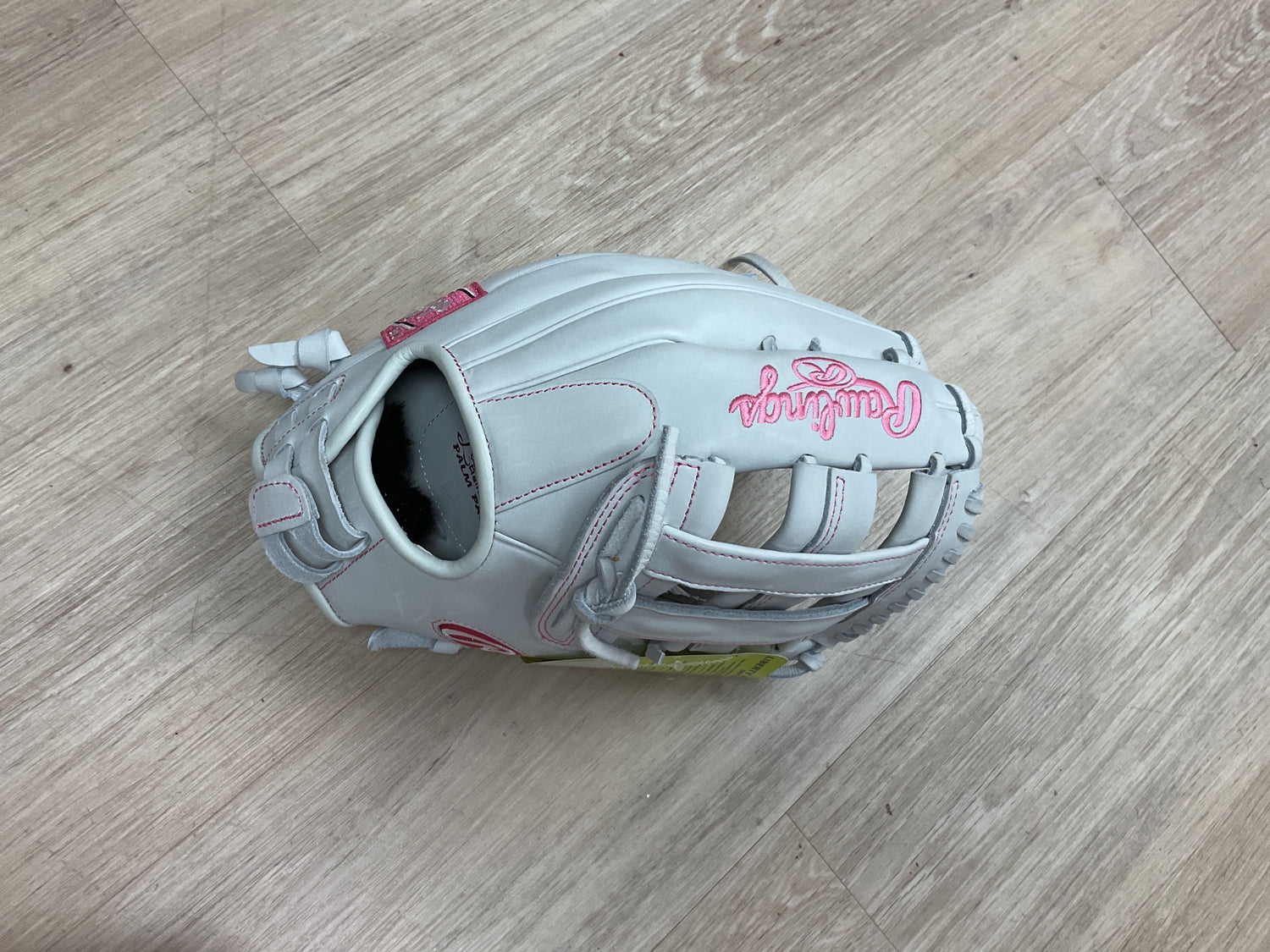 Rawlings, liberty advanced, ERLC29 - WHITE AND PINK  image 0